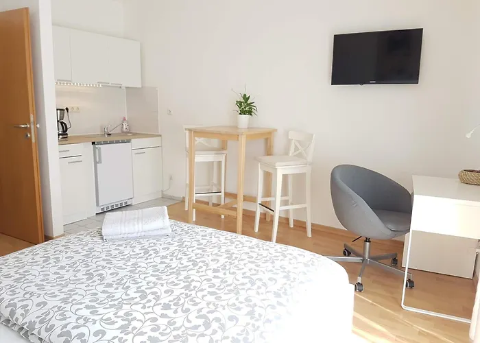 Neustadt & Parking Apartment Dresden