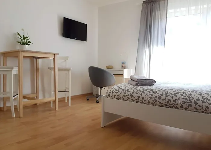 Neustadt & Parking * Dresden